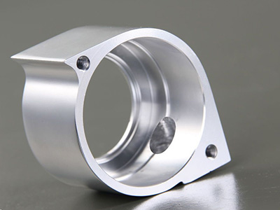 鋁制品深加工時(shí)為什么會出現(xiàn)毛刺